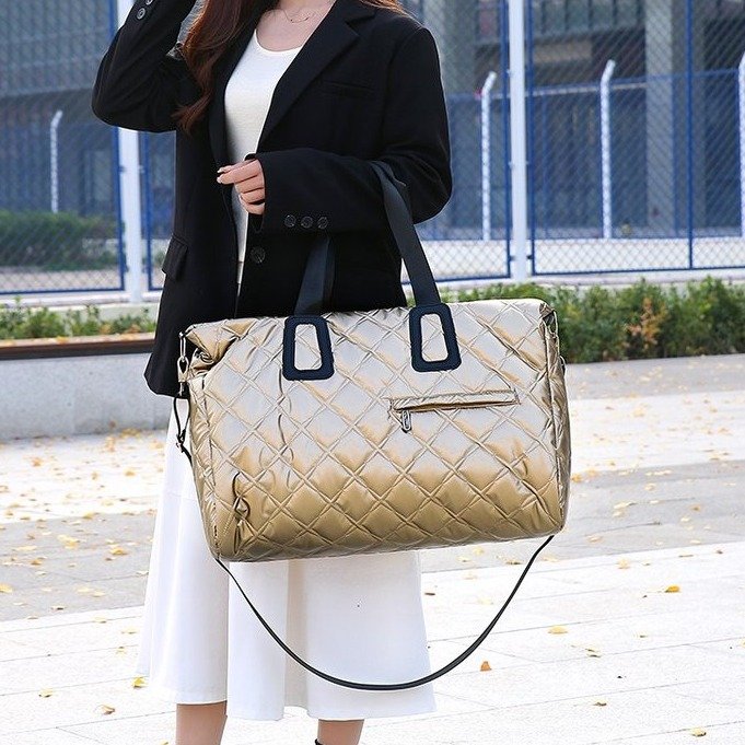 89USD--Simple and Elegant, a Versatile Choice - Handbag