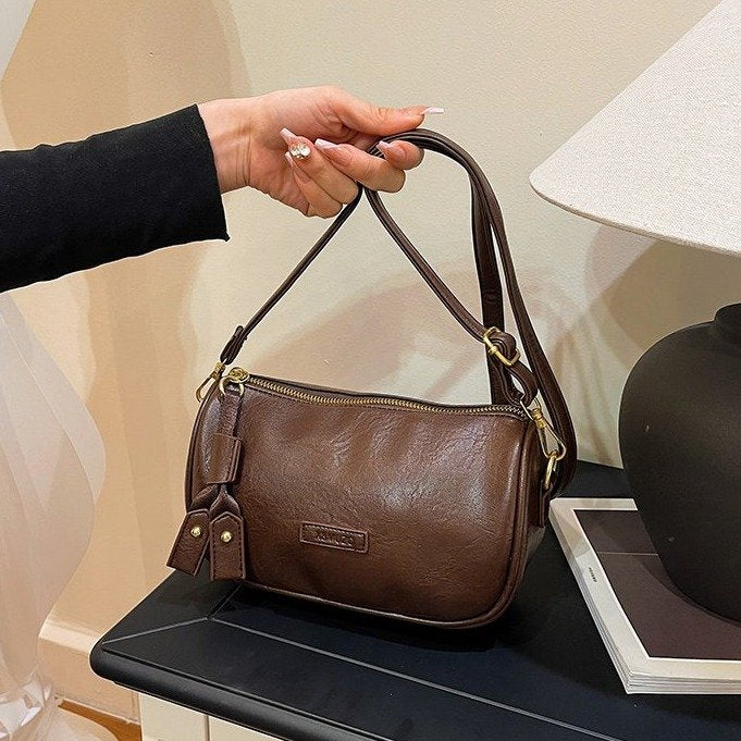 129.9USD--Charming, Fashionable and Soft Shoulder Bag