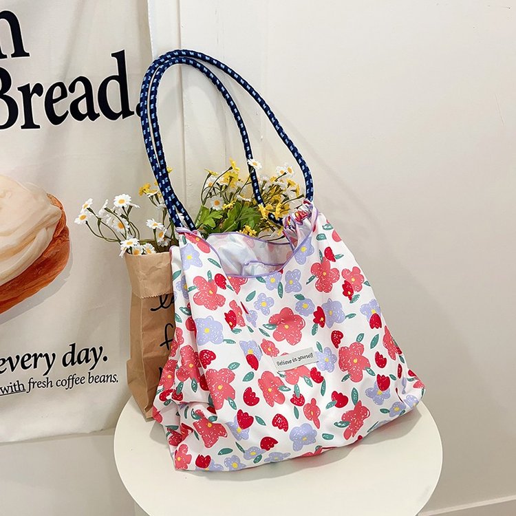 159.9USD -Brown Fashion: A Handbag That Interprets Fashion and Practicality