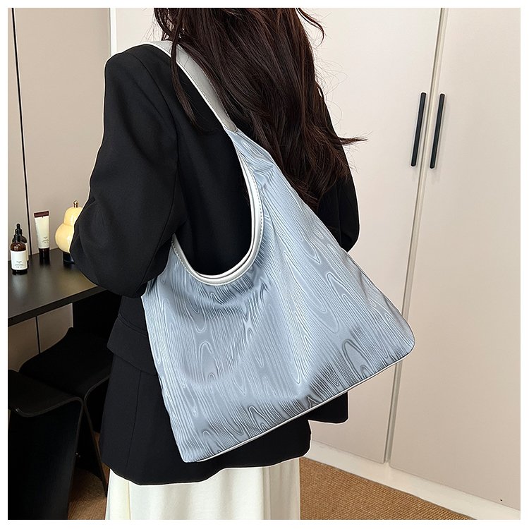 428USD--Charming, Fashionable and Soft Shoulder Bag（组合改价格链接）
